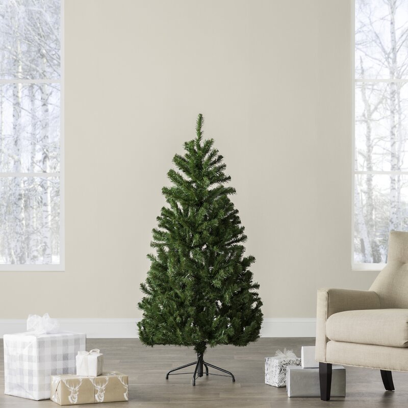 Norwood Fir Green Spruce Artificial Christmas Tree with Clear/White